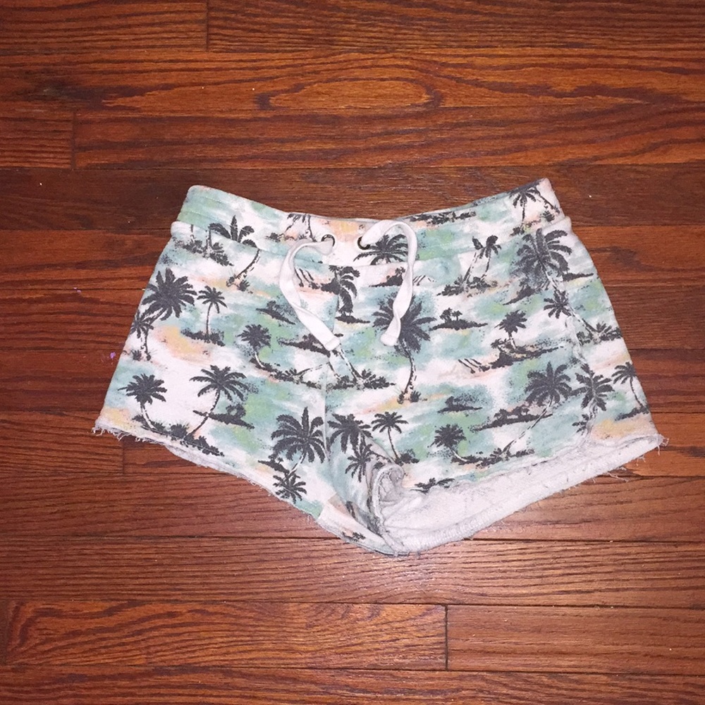Kids palm tree shorts